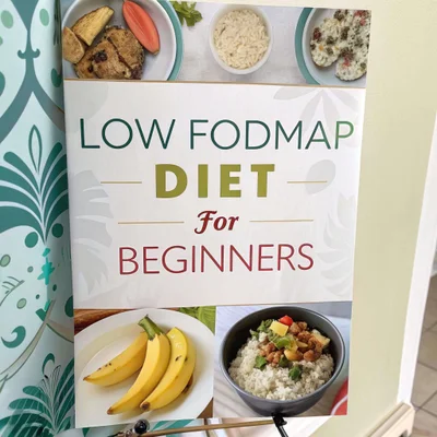 My Lifesaving Low FODMAP Lemon Herb Chicken & Veggies